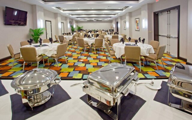 Courtyard by Marriott Houston Kemah