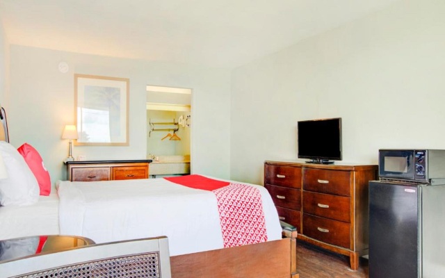 OYO Hotel Dundee By Crystal Lake