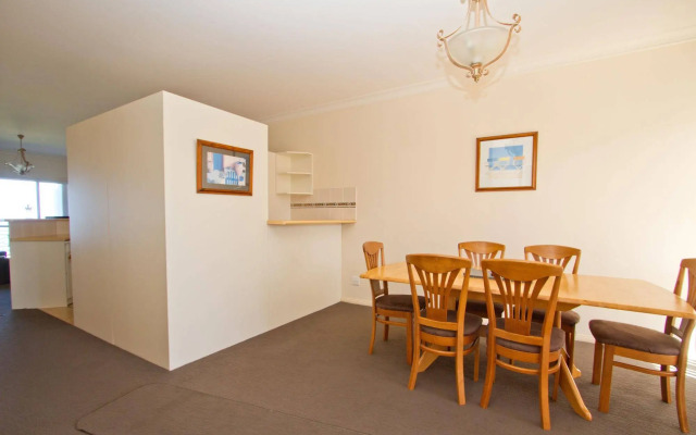 Meridian Resort Beachside