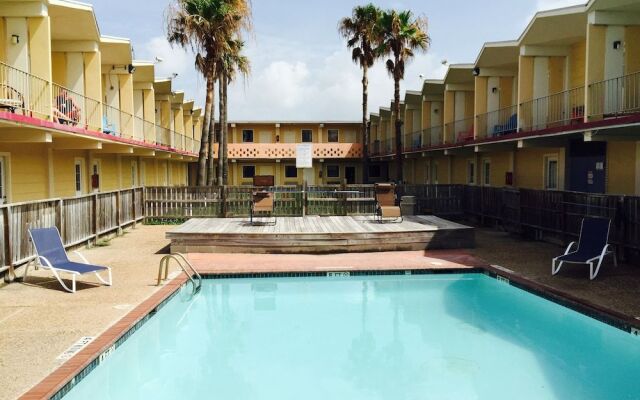 Pearl Inn
