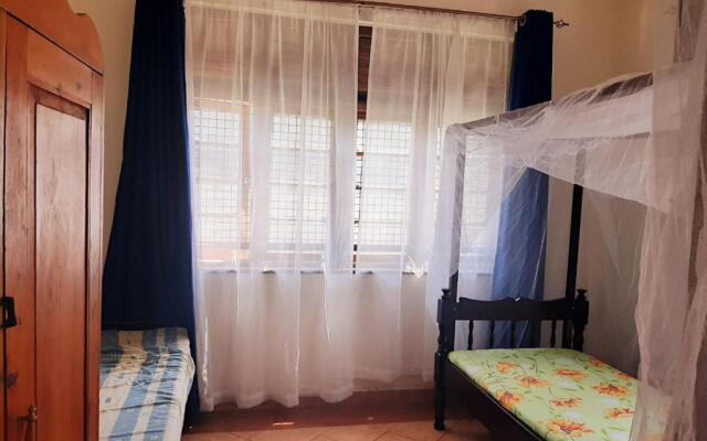 Elisol Residence