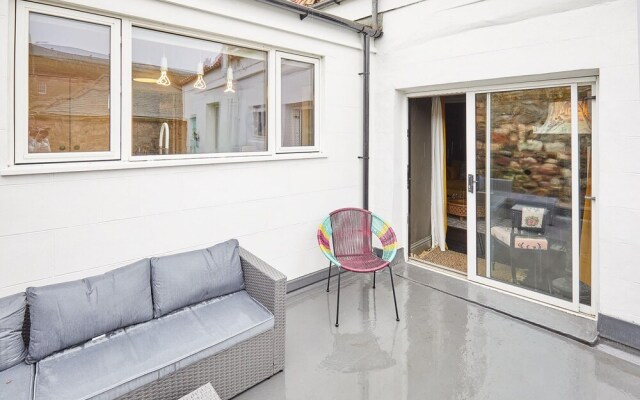 Host Stay The Courtyard