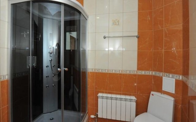 Crown Hotel