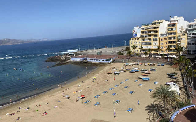 Mainstream home with balcony By Canariasgetaway