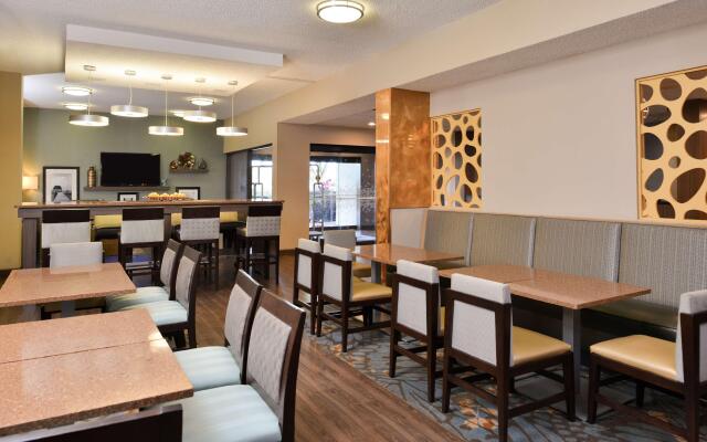 Hampton Inn closest to Universal Orlando