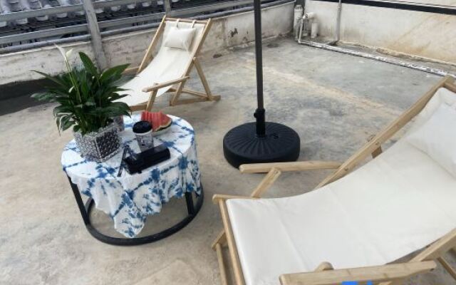 Tingfeng Courtyard Inn