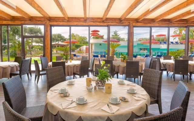 Hotel Zaro