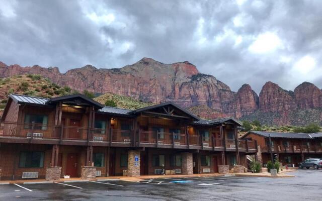 Zion Canyon Lodge