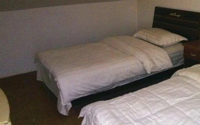Jiayuan Yage Inn