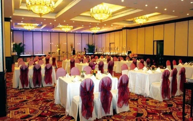 Beijing Continental Grand Hotel