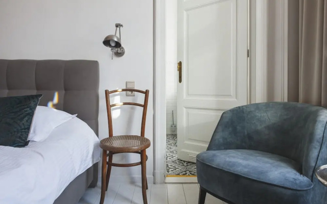 La Passion Interdite