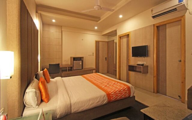 OYO 5047 Hotel President