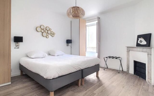 Superb Apart 6 People in the Heart of Cannes T33