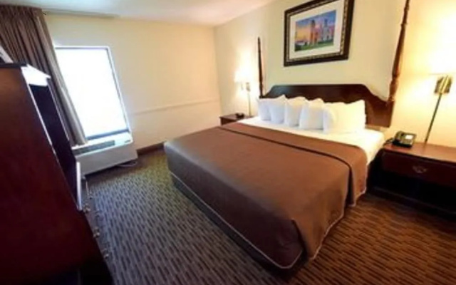 Mackinaw Budget Inn