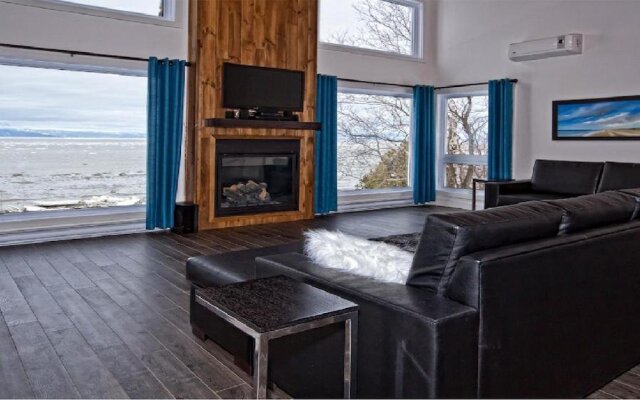 乐福布尔河滨木屋(Le Faubourg Ô Fleuve Chalets)