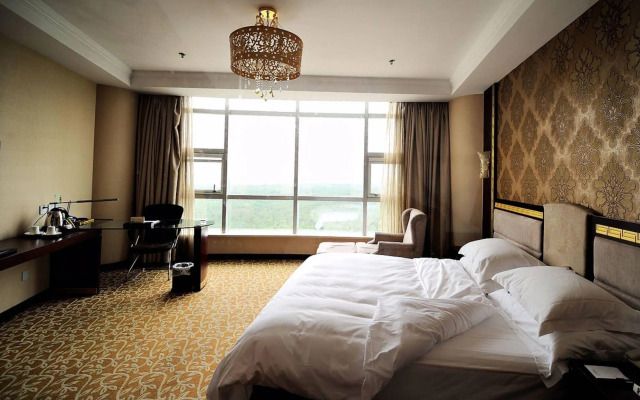 Vienna International Hotel Shandong Yantai FTA Jinshatan Xingyi Square