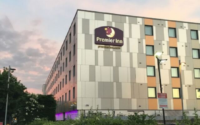 Premier Inn London Heathrow Airport Terminal 5 Hotel