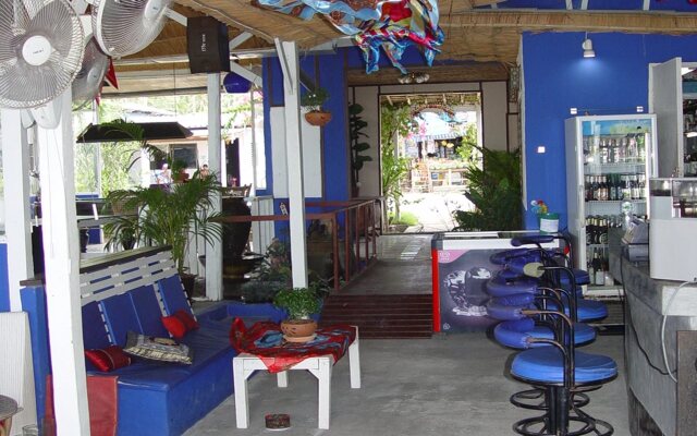 The White Pearl Beach Club