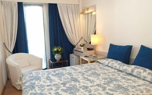 The Park Hotel Piraeus