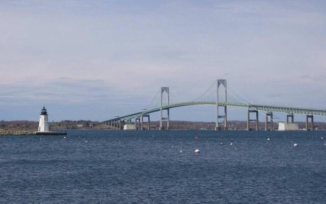 Hampton Inn & Suites Newport/Middletown