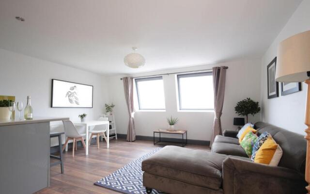 The Penthouses, 8 Albion Mews