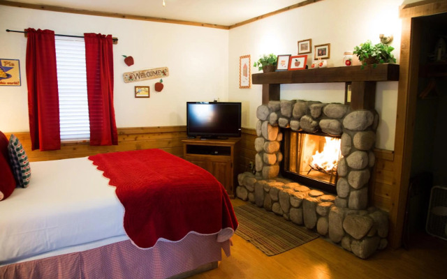 Sleepy Forest Cottages