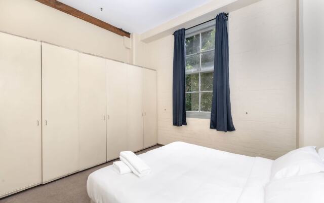 AirM8 Apartments the Oaks