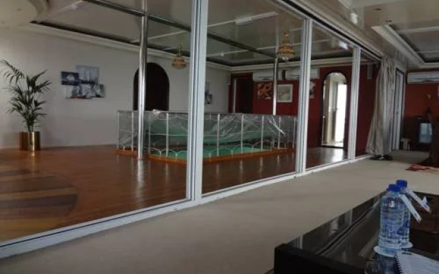 Jawhara Floating House