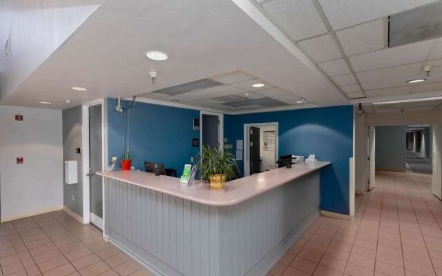 Studio 6 Suites Lake Havasu City, AZ