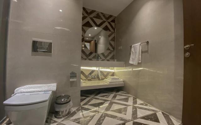 Grand Luxury