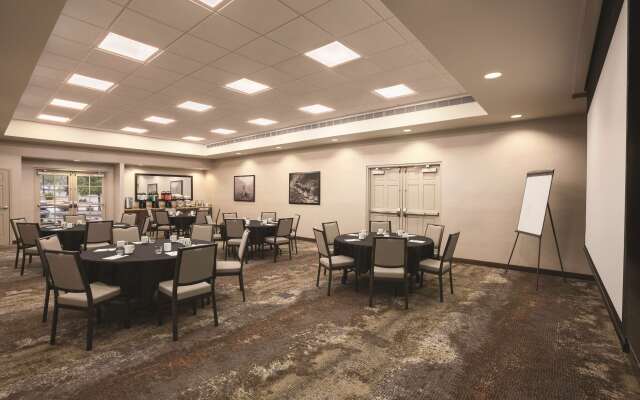 Homewood Suites by Hilton Tucson/St. Philip's Plaza Univ