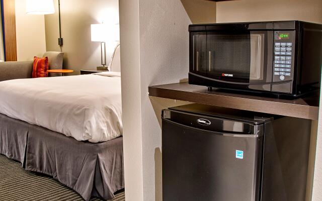 Holiday Inn Express & Suites Tulsa NE - Claremore, an IHG Hotel