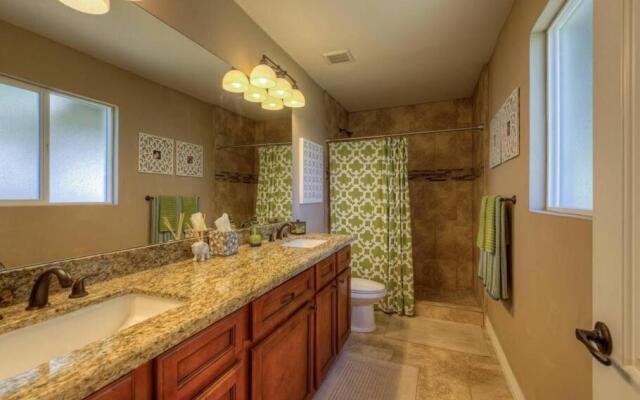 Hot Tub! 10Beds! Old Town Scottsdale Stays