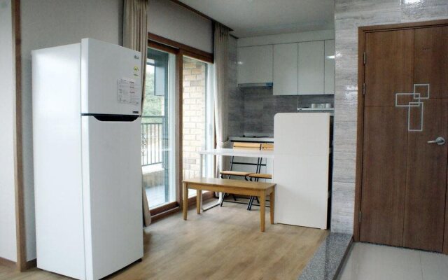 A Way To Gwaneumsa Temple