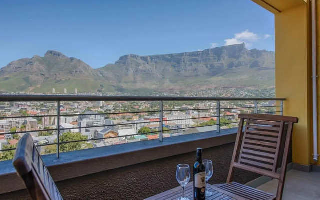 Spectacular Modern Apartment in Vibrant Bokaap