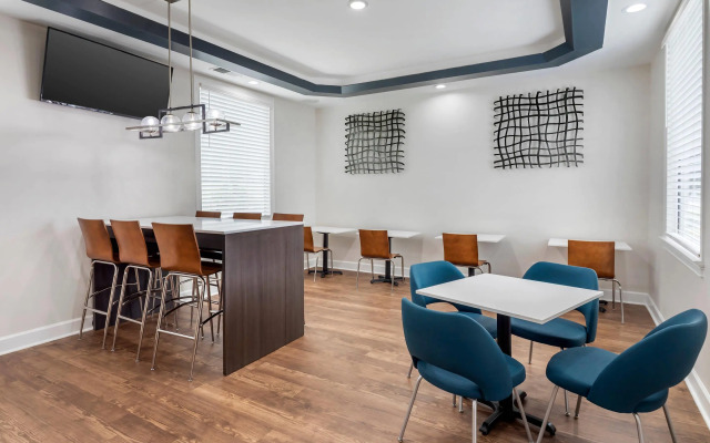 Clarion Pointe Morrow - Atlanta South