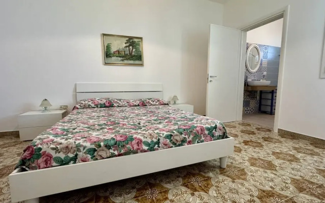 Villetta Marilena Sleeps 7 Torre Suda