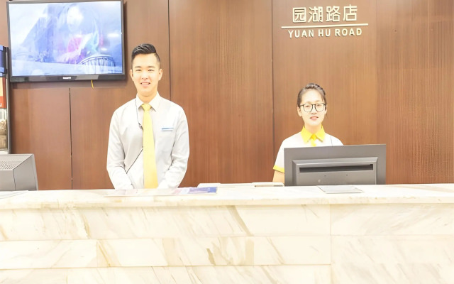 City Comfort Inn