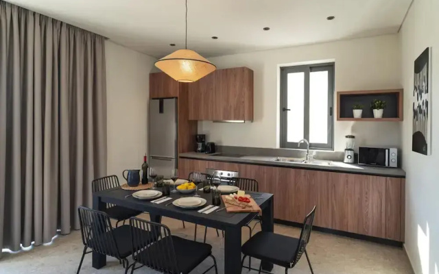 Massari Hills- Villa Nobu 4