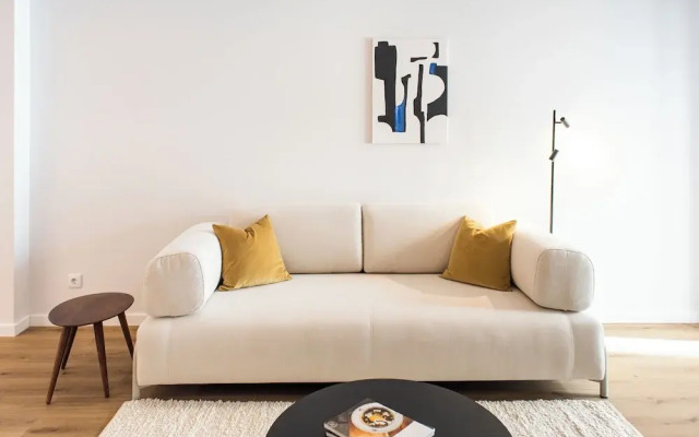 The Haus - Santa Barbara I
