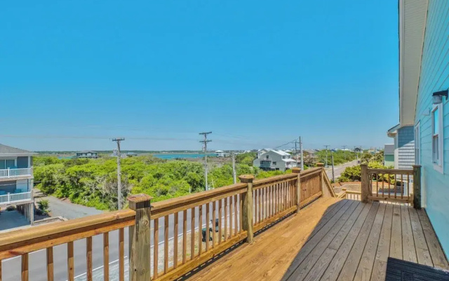Walking on Sunshine by Topsail Realty