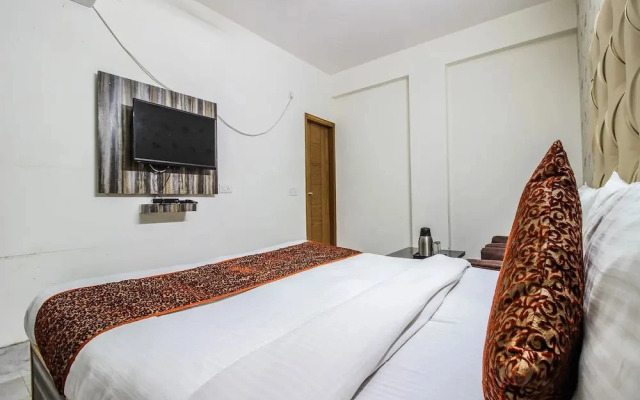 Star Palace Hotel By OYO Rooms