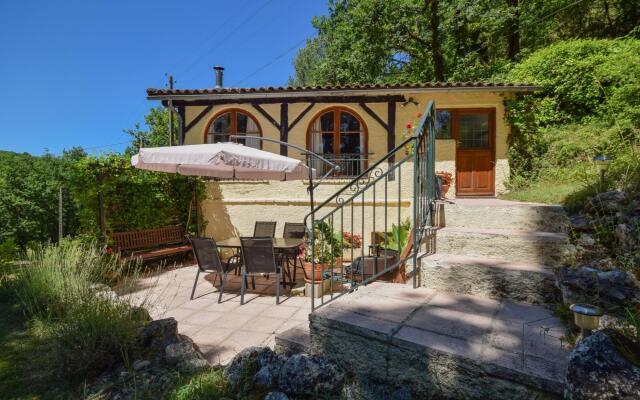 Cosy House With Spectacular Views and Private Pool