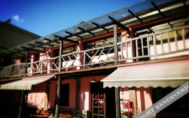 No. 73, Xiwuli · Moganshan French Light Luxury Courtyard Family-friendly Boutique Accommodation