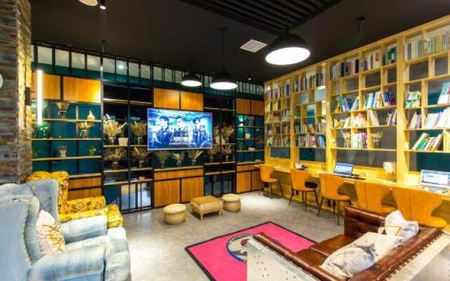 Dalian LazyBill's Hostel