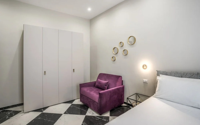 Pink Rose in Naples With 1 Bedrooms and 1 Bathrooms