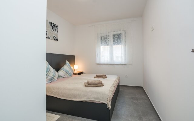 Apartment Spanic 1