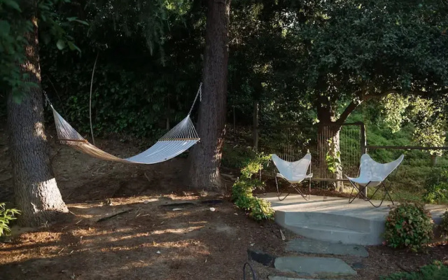 Zen Mountain Getaway w a Pool Hot Tub 5 Beds