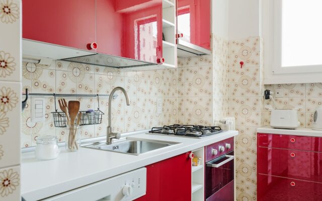 Mondrian Apartment in Milan