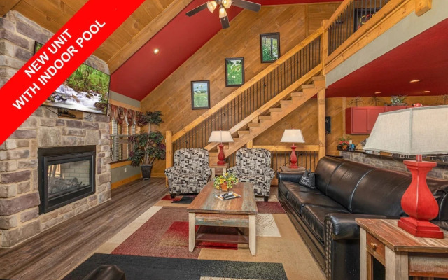 Splash Mansion - Four Bedroom Chalet